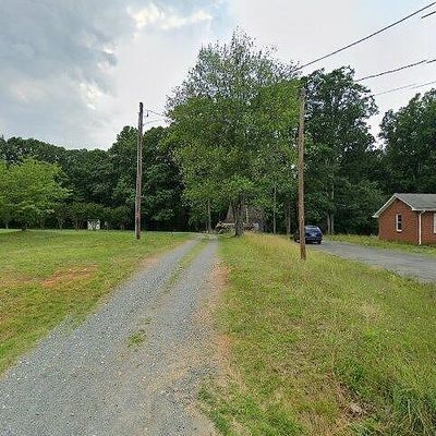 7908 Nc Hwy 66 S, Rural Hall, NC 27045