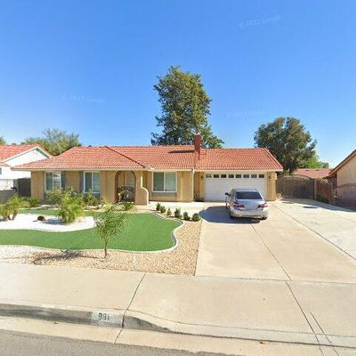 961 S Vine Ave, Rialto, CA 92376