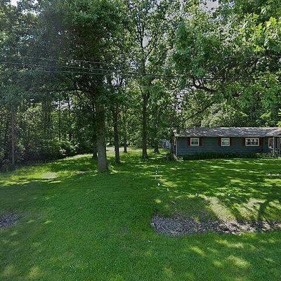 9665 Exeter Rd, Carleton, MI 48117