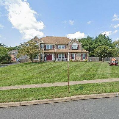 996 Mcnair Dr, Lansdale, PA 19446