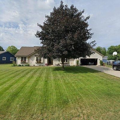 N24 W22710 Meadowood Ln, Waukesha, WI 53186