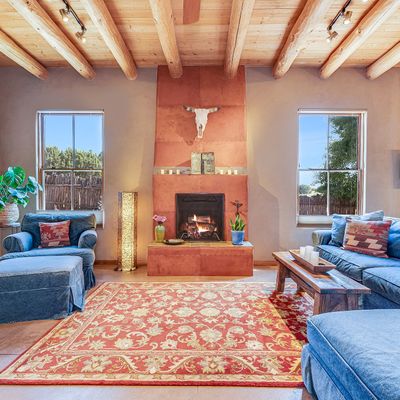 9 Cagua Rd, Santa Fe, NM 87508