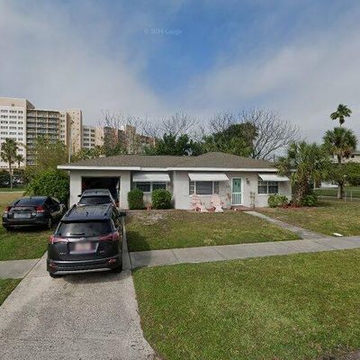 908 Bruce Ave, Clearwater Beach, FL 33767