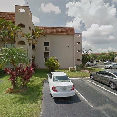 9221 Sunrise Lakes Blvd, Sunrise, FL 33322