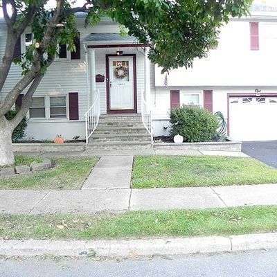 1 Lamker Court, Little Ferry, NJ 07643