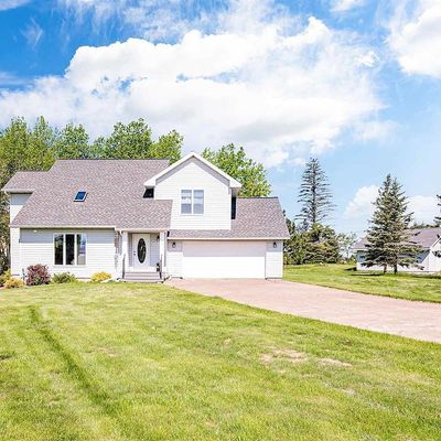 1 Rolling Rd, Esko, MN 55733