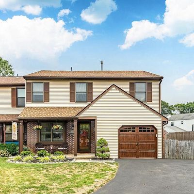 1 Wexford Cir, Horsham, PA 19044