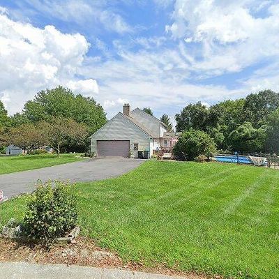 1 Woodhelven Ct, Newark, DE 19711