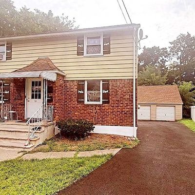 10 Christopher Ct, Lodi, NJ 07644