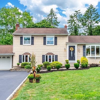 10 Hamilton Ct, Whippany, NJ 07981