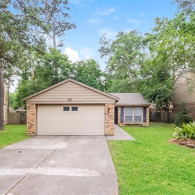 10 Hasting Court, The Woodlands, TX 77381