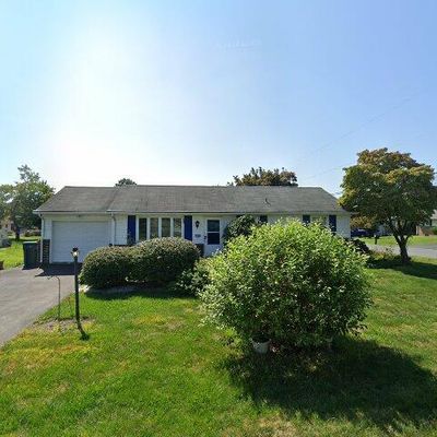 10 W Wynwood Dr, Willow Street, PA 17584