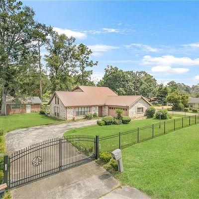 100 Caroline Drive, Hammond, LA 70401