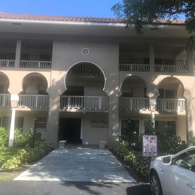 100 Royal Palm Way, Boca Raton, FL 33432