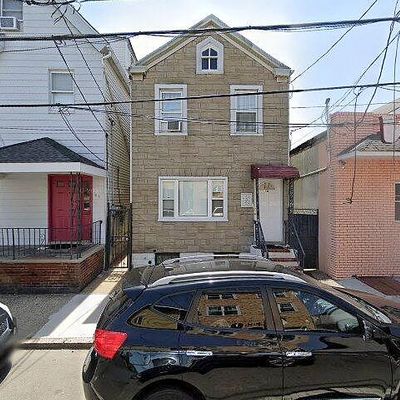 100 Van Buren St, Newark, NJ 07105