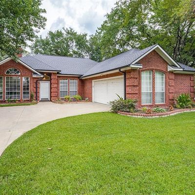 1000 Westminister Ln, Greenville, TX 75402