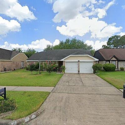 10002 Kirkvale Dr, Houston, TX 77089