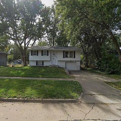 1001 Caroline Ter, Indianola, IA 50125