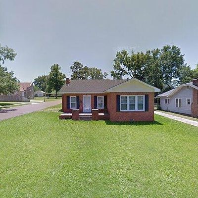 1001 Combs St, El Dorado, AR 71730