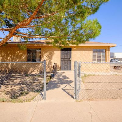 1002 3 Rd St, Las Cruces, NM 88005