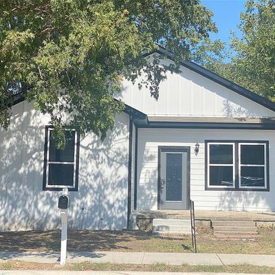 1007 E Broadway St, Gainesville, TX 76240