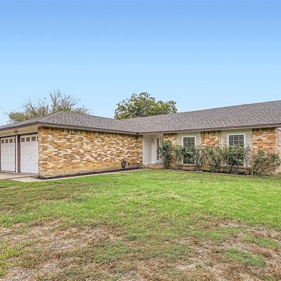 1007 Rolling Green Dr, Round Rock, TX 78664