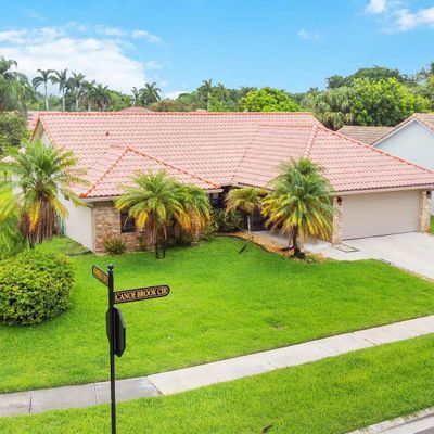 10081 Canoe Brook Cir, Boca Raton, FL 33498