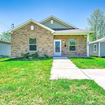 101 19 Th Ave N, Texas City, TX 77590