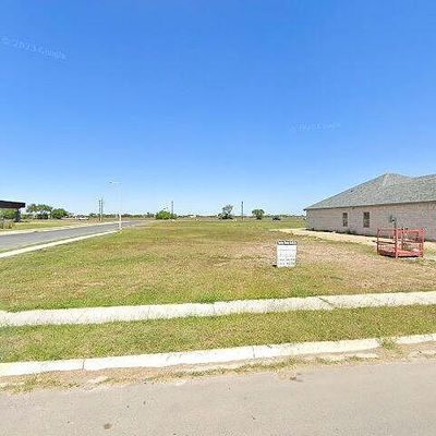 101 Condor Dr, Los Fresnos, TX 78566