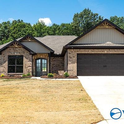 101 Hawthorn Way, Trinity, AL 35673