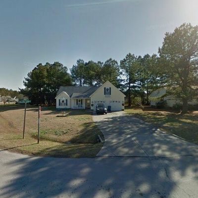 101 Holly Berry Rd, New Bern, NC 28560