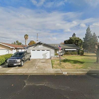 101 Mckinley Cir, Vacaville, CA 95687