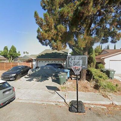 101 Monitor Pass Ct, Vallejo, CA 94589