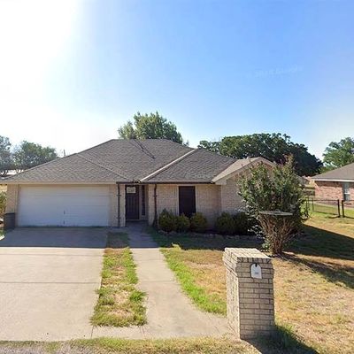 101 Surrey Ln, Gatesville, TX 76528