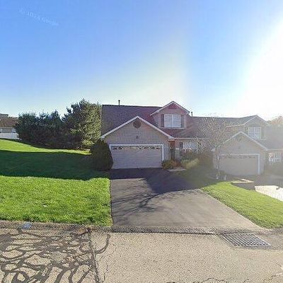 1010 Ironwood Cir, Jeannette, PA 15644