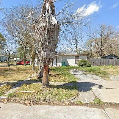 1012 W Hart Ave, Pasadena, TX 77506