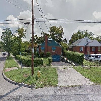 10136 Chester Rd, Cincinnati, OH 45215