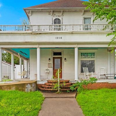 1016 E California St, Gainesville, TX 76240