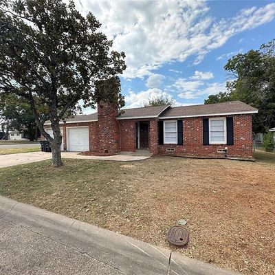 1016 Turner St, Cleburne, TX 76033