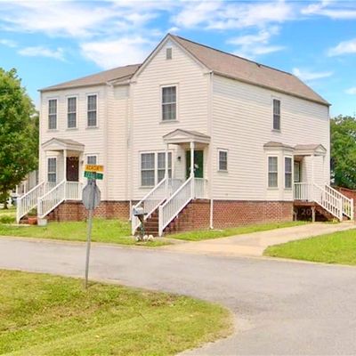 102 Acacia Cir, Smithfield, VA 23430