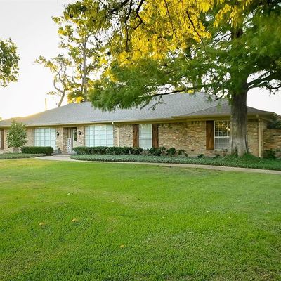 102 Brookhollow Dr, Terrell, TX 75160