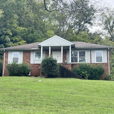 102 Foxwood Ln, Franklin, TN 37069