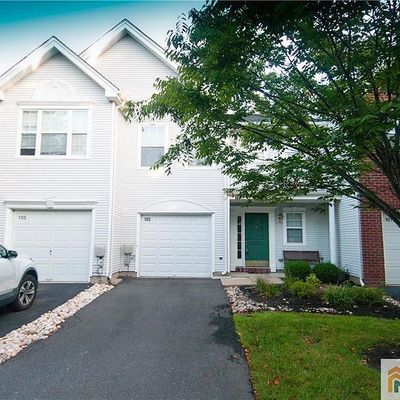 102 Harvest Ln, Monmouth Junction, NJ 08852