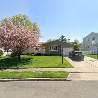 102 Kathleen Ave, Delran, NJ 08075