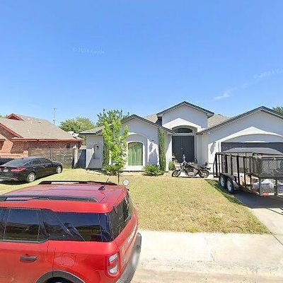 102 Lamrick Cir, Laredo, TX 78046