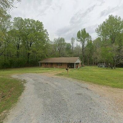 102 Lindy Dr, Columbus, MS 39702