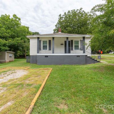 102 Poplar St, Clover, SC 29710