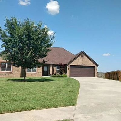 102 Windsor Ave, Lowell, AR 72745