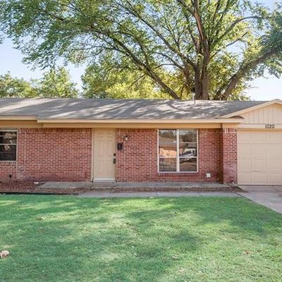 1020 Miranda Dr, Mesquite, TX 75149