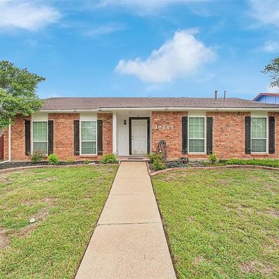 10205 Black Hickory Rd, Dallas, TX 75243